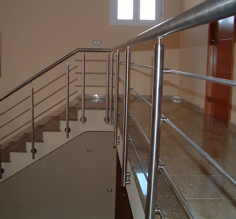 Barandilla de escalera de varios tramos
