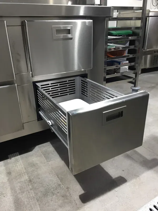 Cajón refrigerado de acero inoxidable