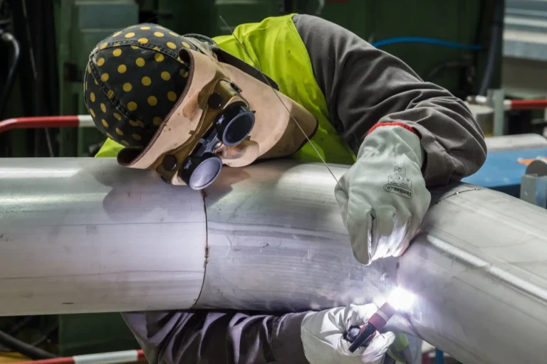 Trabajador de acero inoxidable